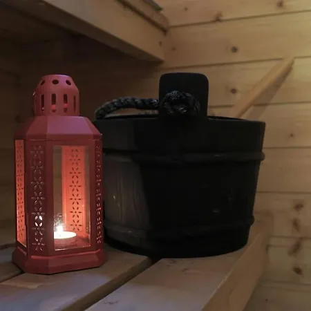 דירה Cozy In For 2 With Own Sauna,balcony And A Free Parking טמפרה