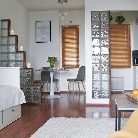 Cozy In For 2 With Own Sauna,balcony And A Free Parking דירה טמפרה